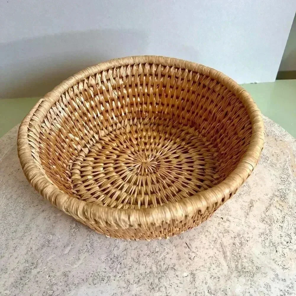 Vintage Handmade Hand Woven Weave Large Basket‎ Bowl Round Tan  9.5 x 4
